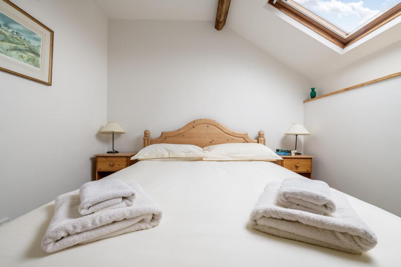Luccombe Farm Holiday Cottages Milton Abbas Exterior photo